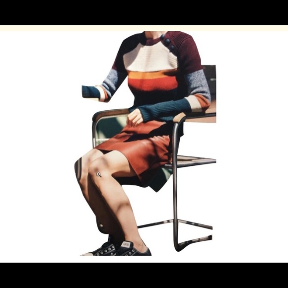 Color block sweater - Picture 3 of 7